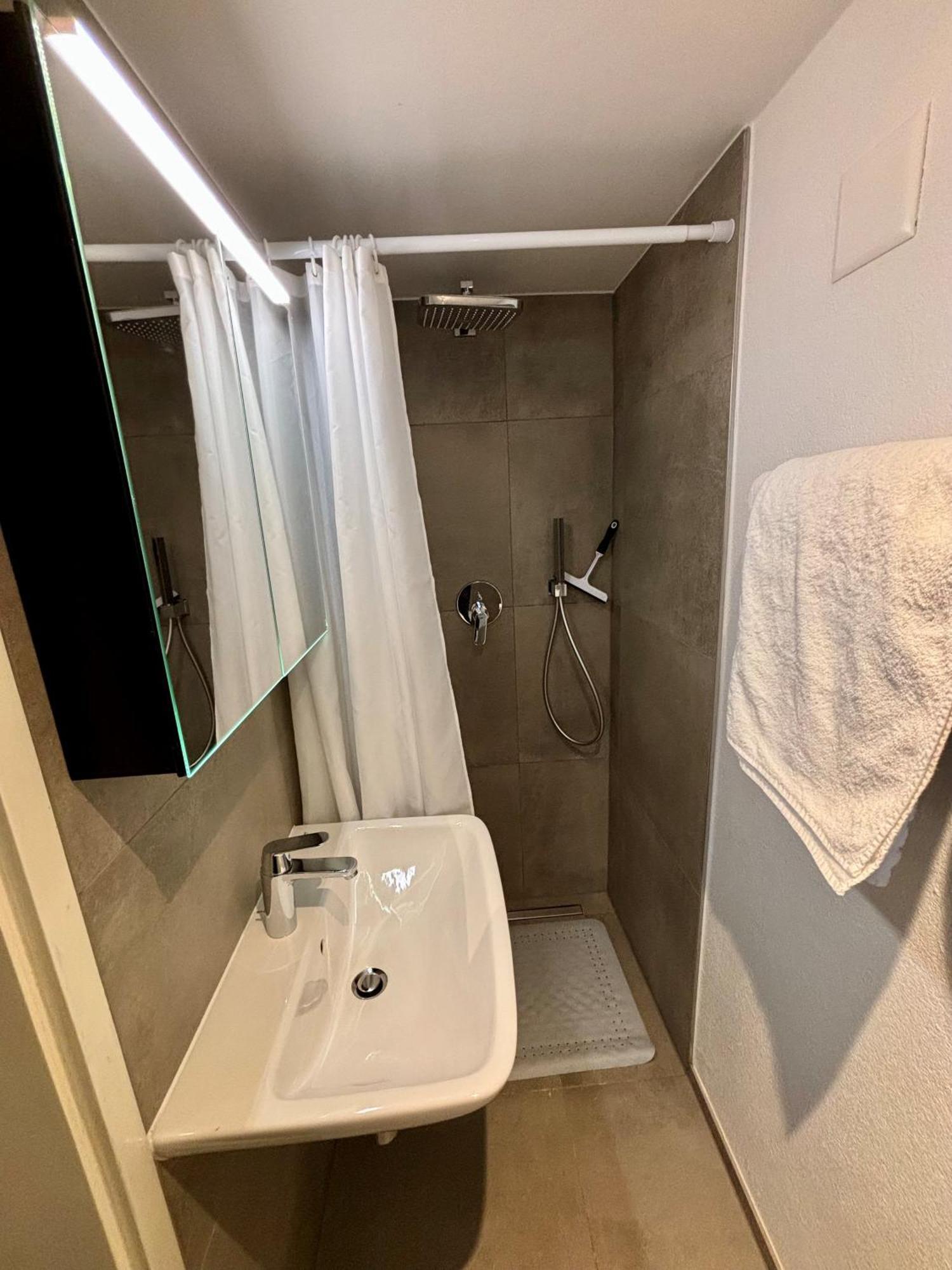 Moebliertes Zimmer Bern Ngoại thất bức ảnh